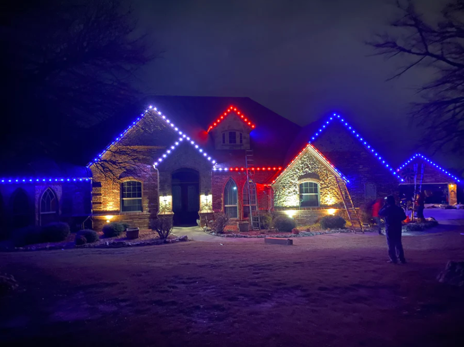 Permanent Lighting Christmas Light Contractors USA